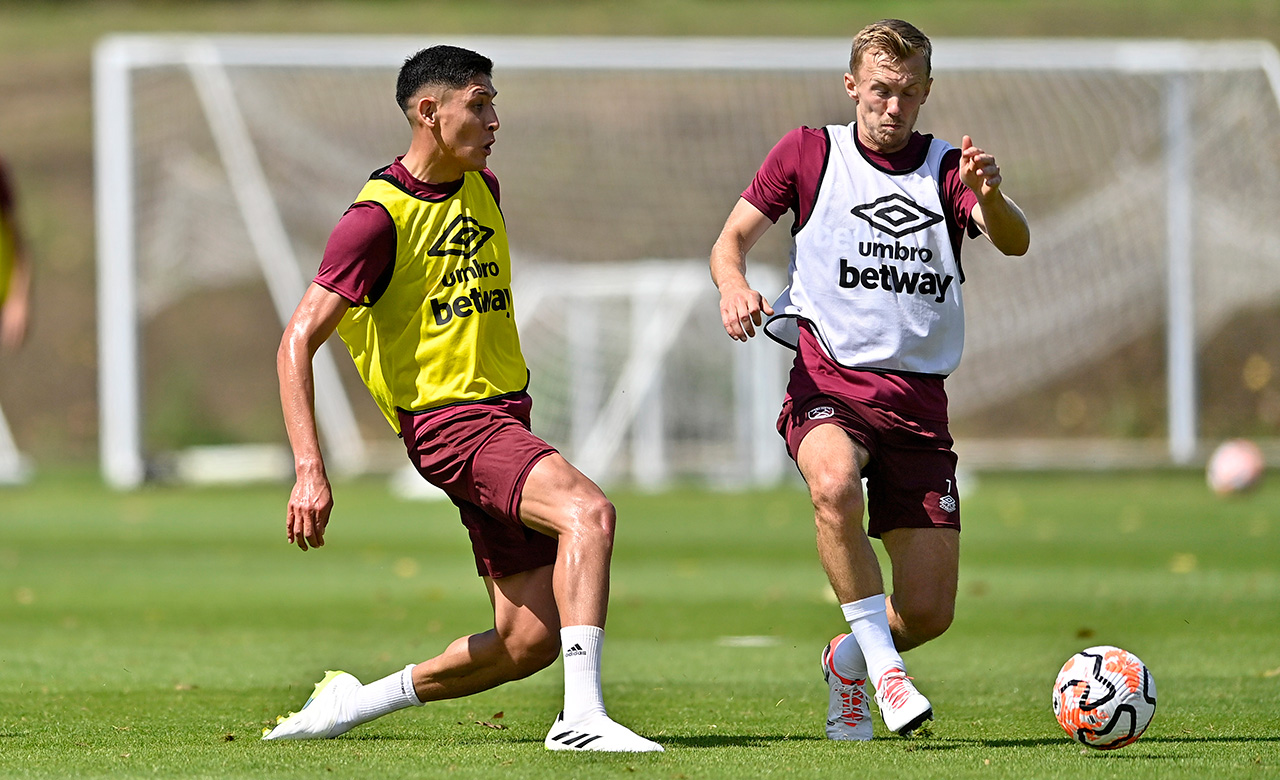 Edson Alvarez and James Ward-Prowse in training