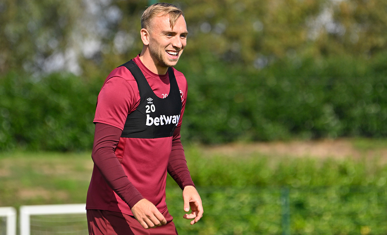 Jarrod Bowen in training