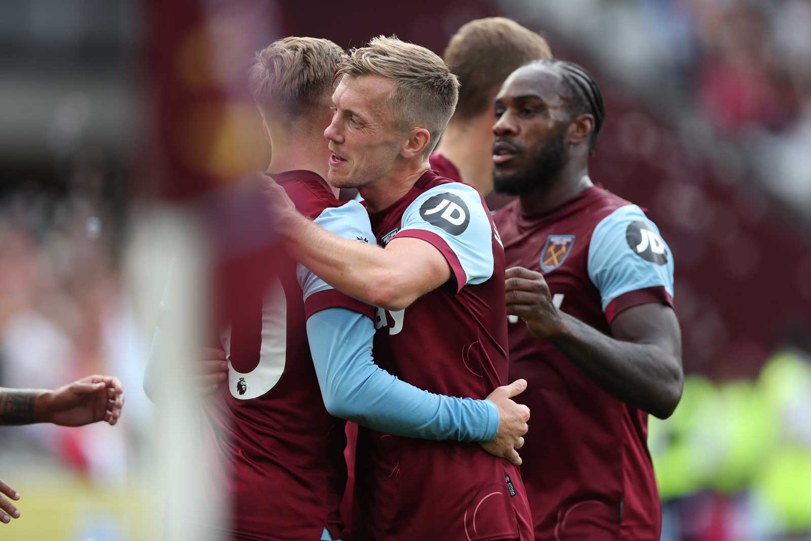 James Ward-Prowse celebrates with Jarrod Bowen after he scored against Sheffield United