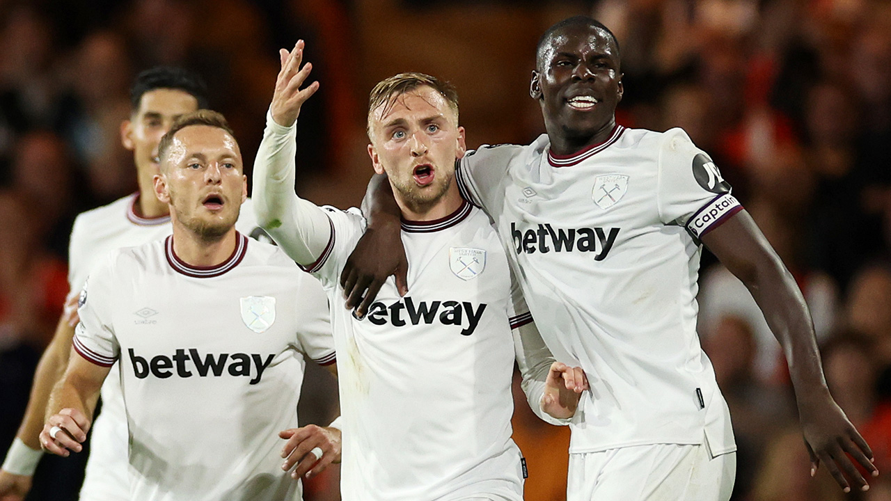 ZOuma and Bowen celebrate