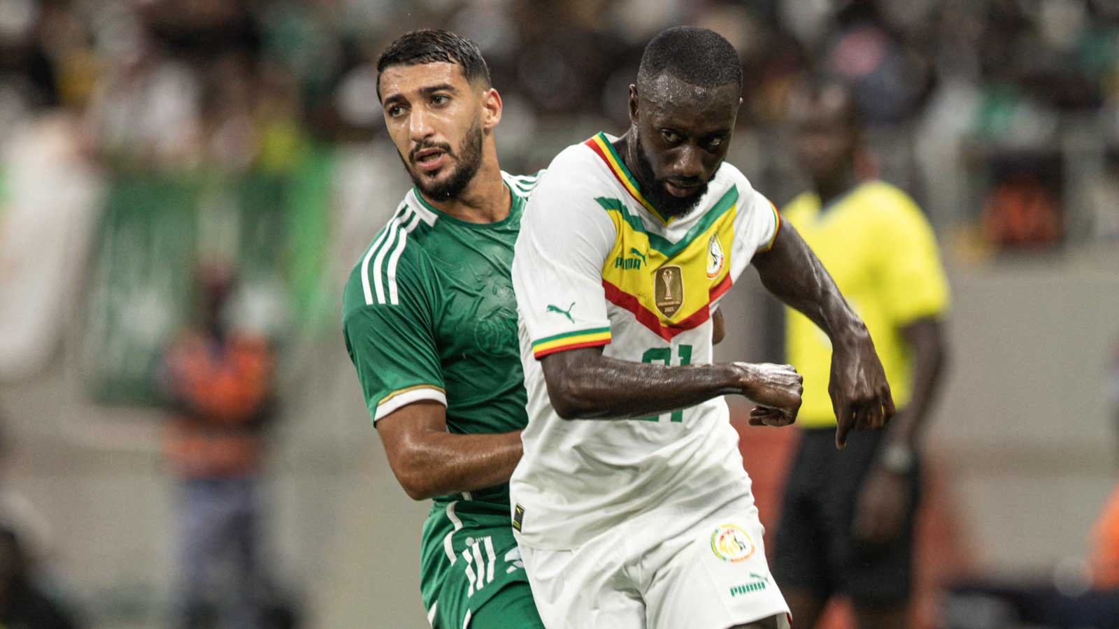 Saïd Benrahma in action for Algeria