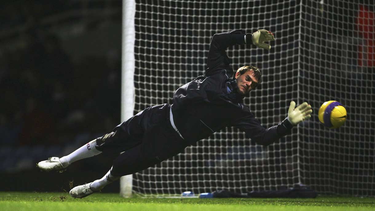 Roy Carroll at the Boleyn Ground