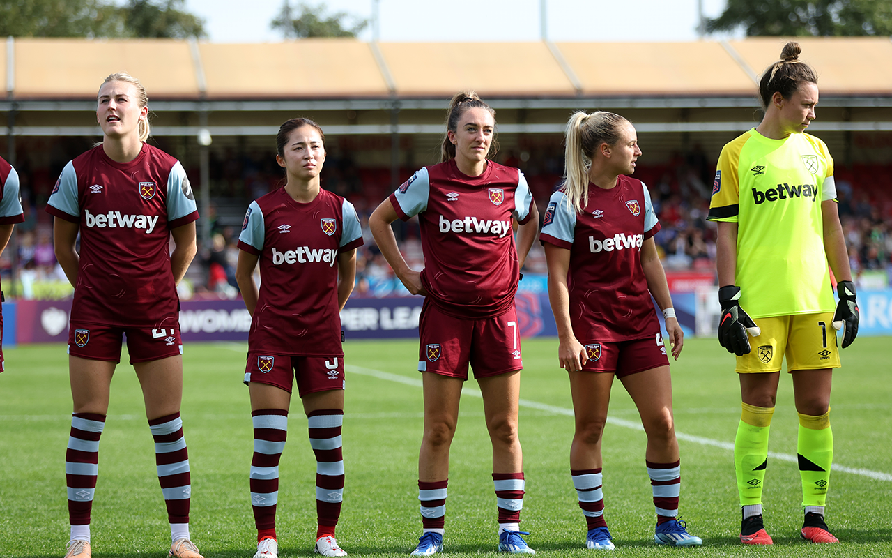 what is it that players have on their shirts? : r/soccer