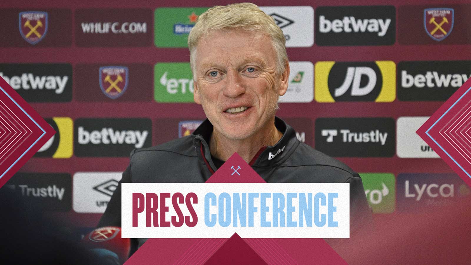 David Moyes answers questions at a press conference