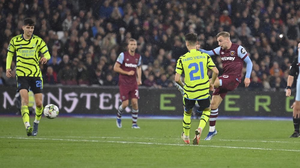 West Ham 3-1 Arsenal: Brilliant Hammers dump below-par Gunners out of  Carabao Cup to advance to quarter-finals - Eurosport