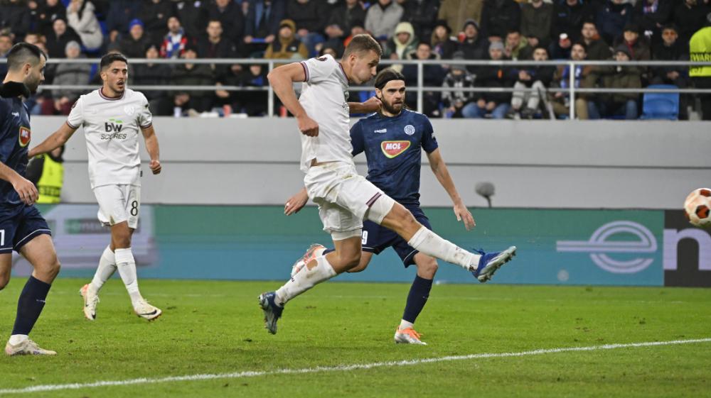 Tomáš Souček scores the winner at FK TSC