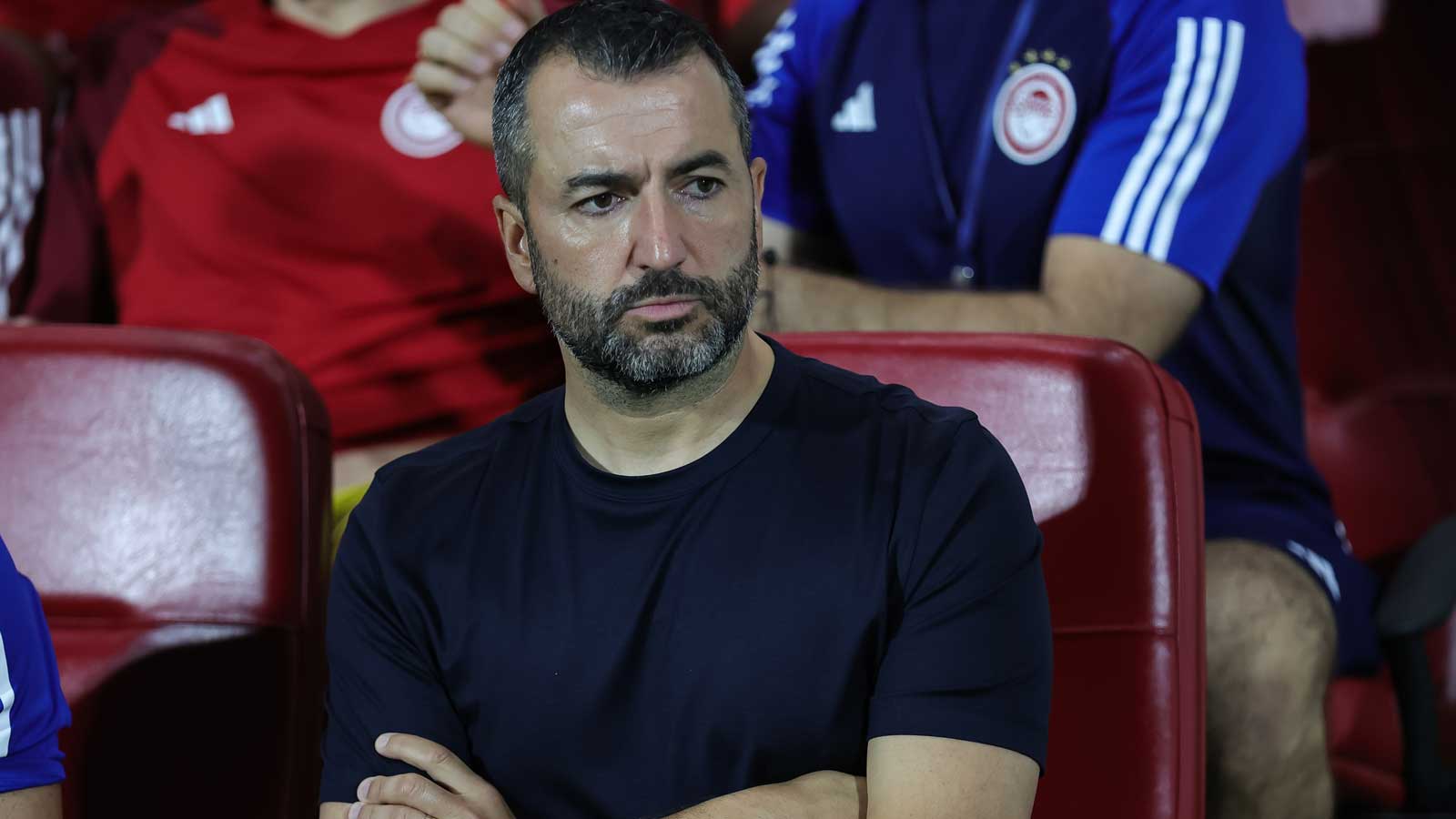 Olympiacos manager Diego Martínez