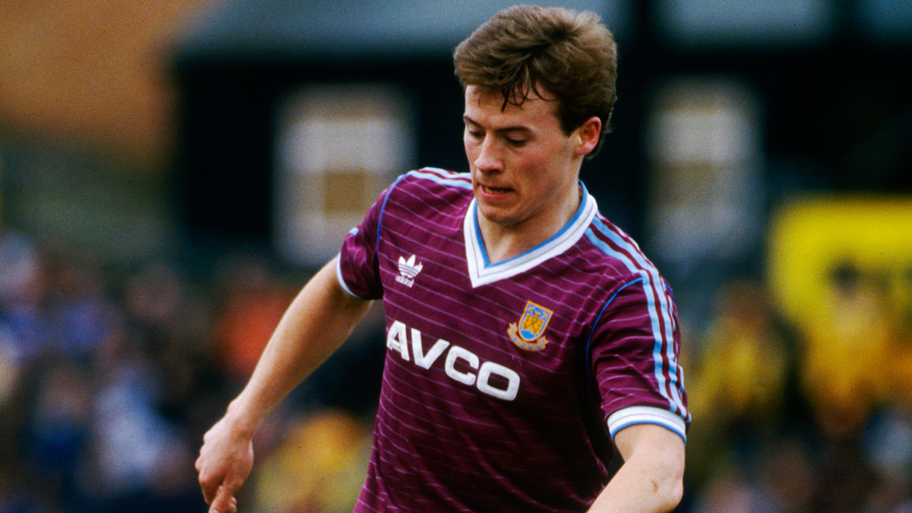 Mark Ward in action for West Ham United in 1986