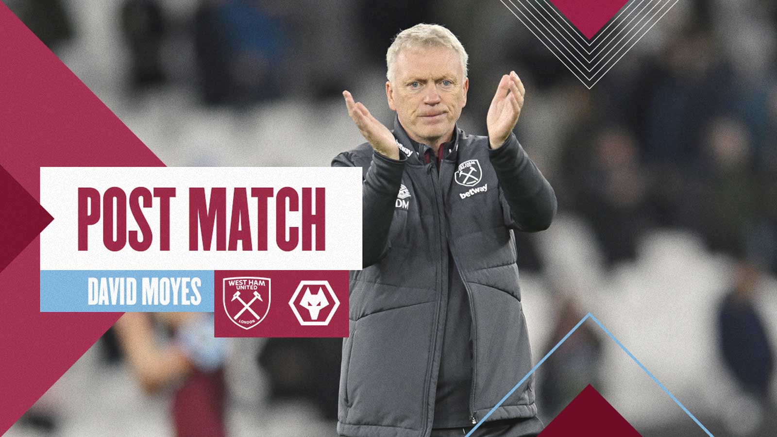 David Moyes applauds the fans against Wolves
