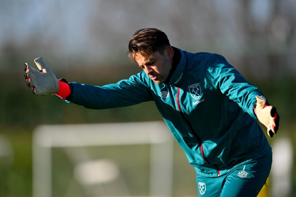 Łukasz Fabiański trains at Rush Green