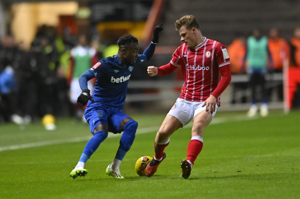 Maxwel Cornet in action at Bristol City