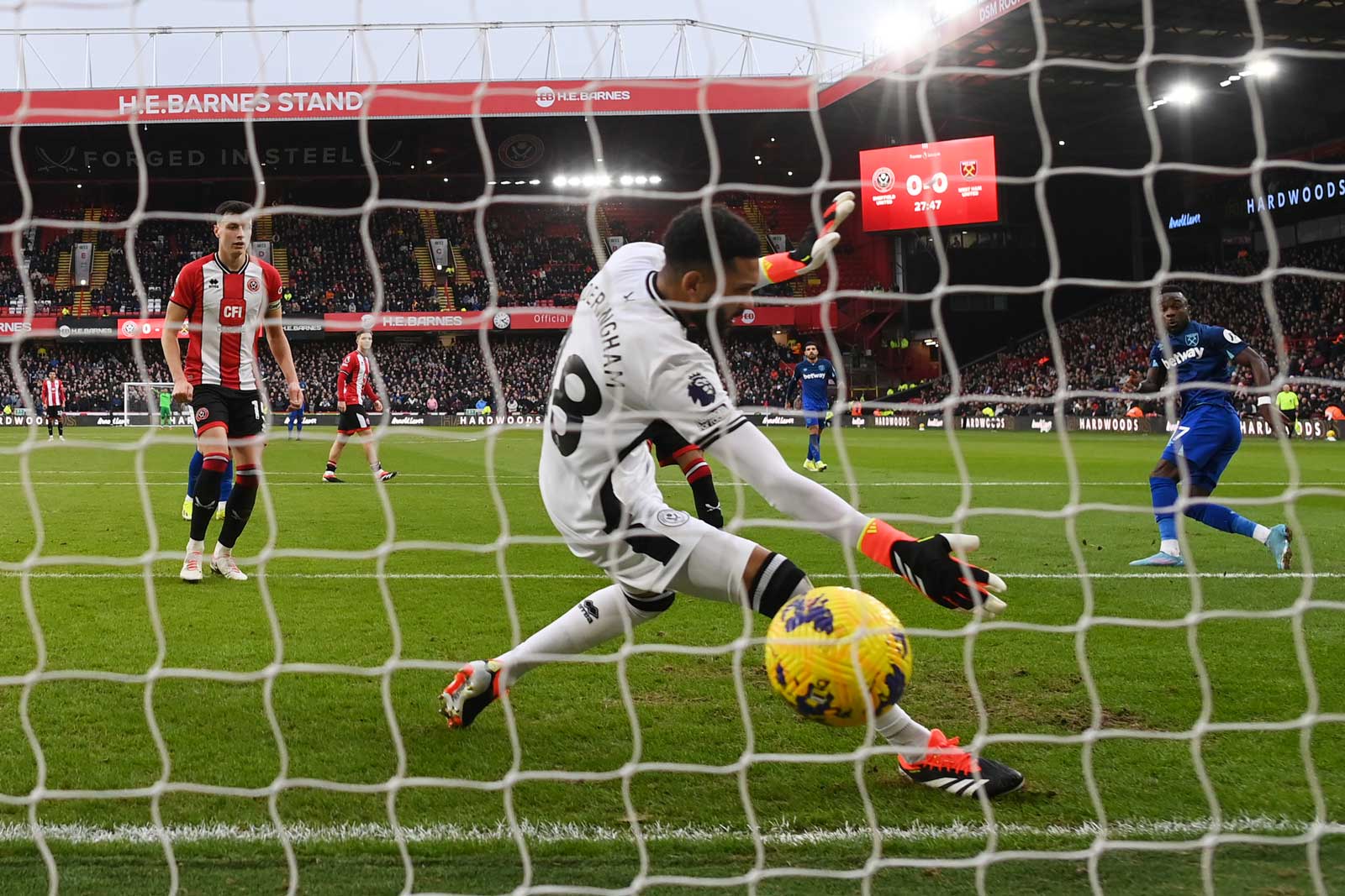 Maxwel Cornet scores at Sheffield United