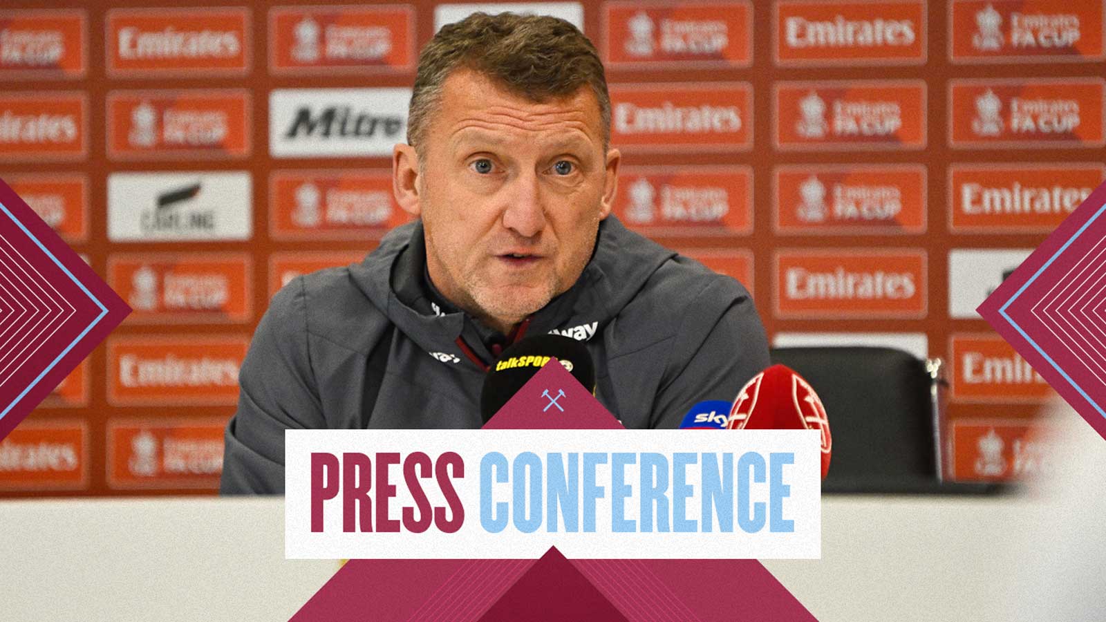 Billy McKinlay speaks at a press conference