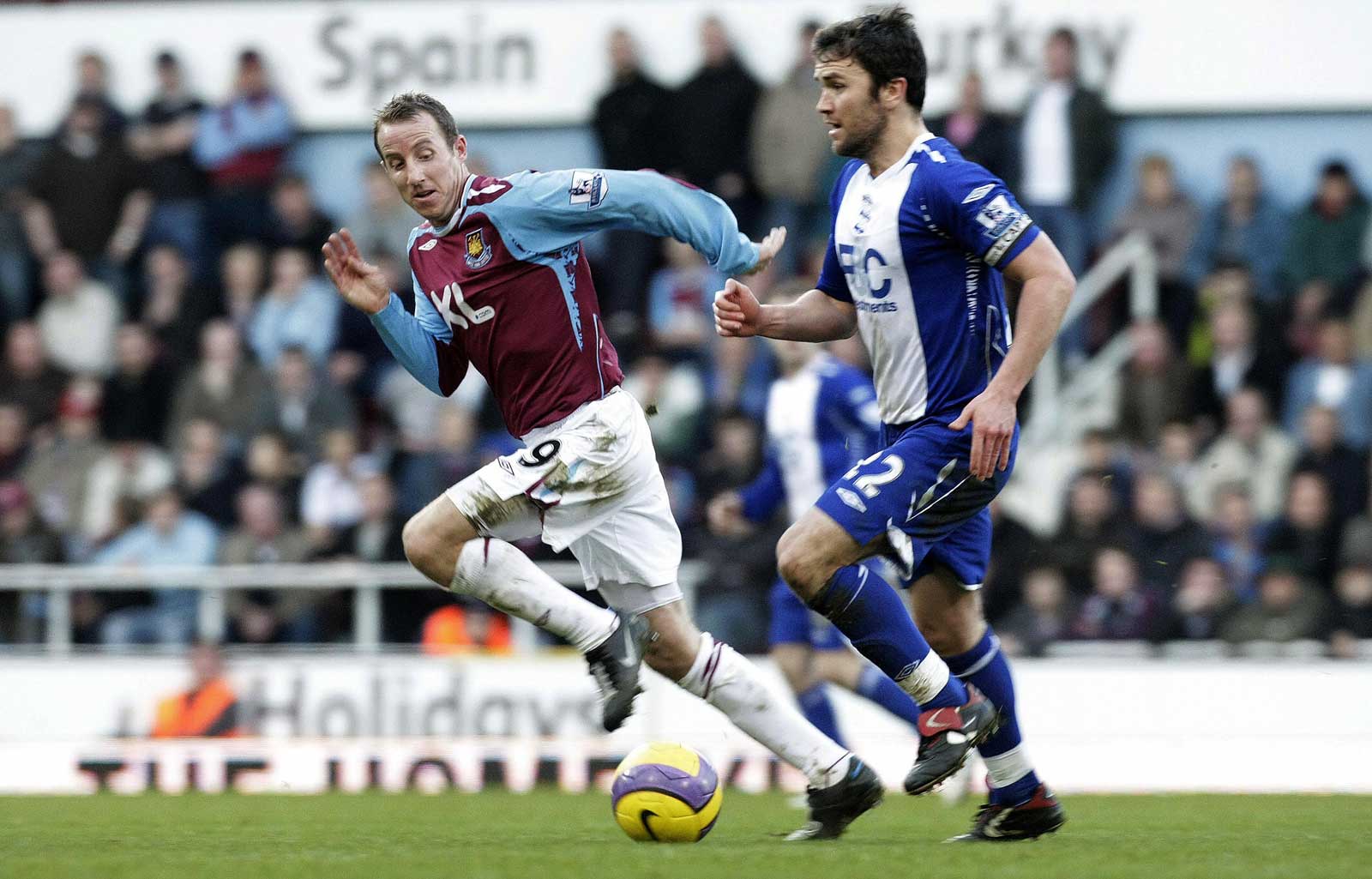 Lee Bowyer in action for West Ham against Birmingham City