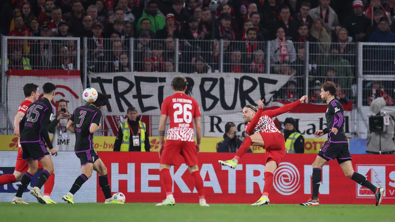 SC Freiburg v Bayern Munich