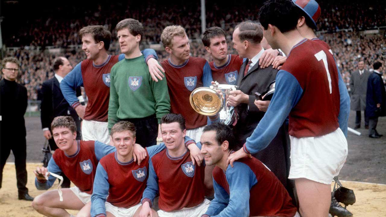 Diamond Geezers | The Hammers who lifted the FA Cup 60 years ago today ...