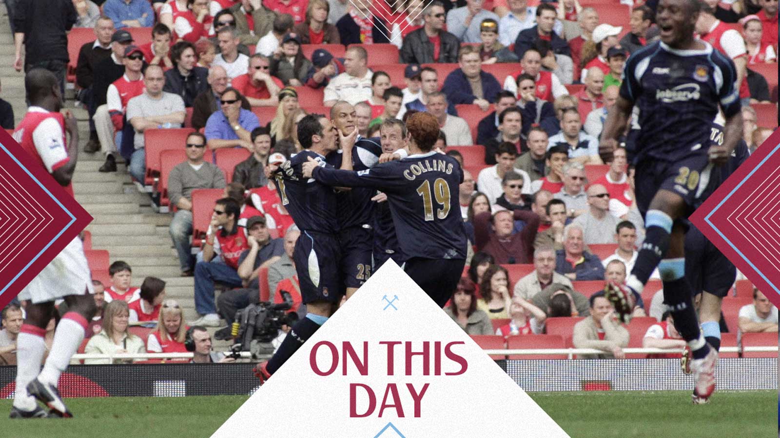 The Hammers celebrate Bobby Zamora's goal at Arsenal in April 2007