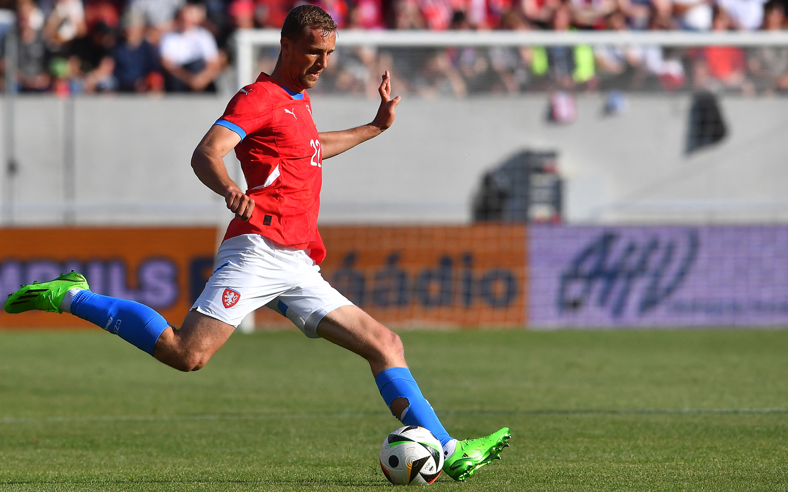 Tomáš Souček in action for Czech Republic against North Macedonia