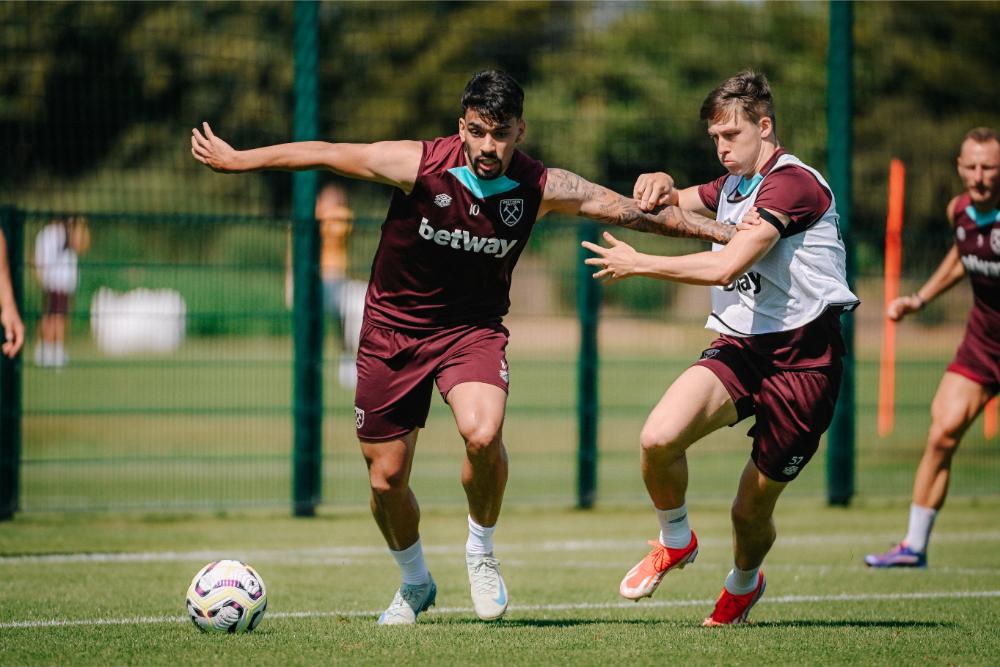 Lucas Pauqetá in training