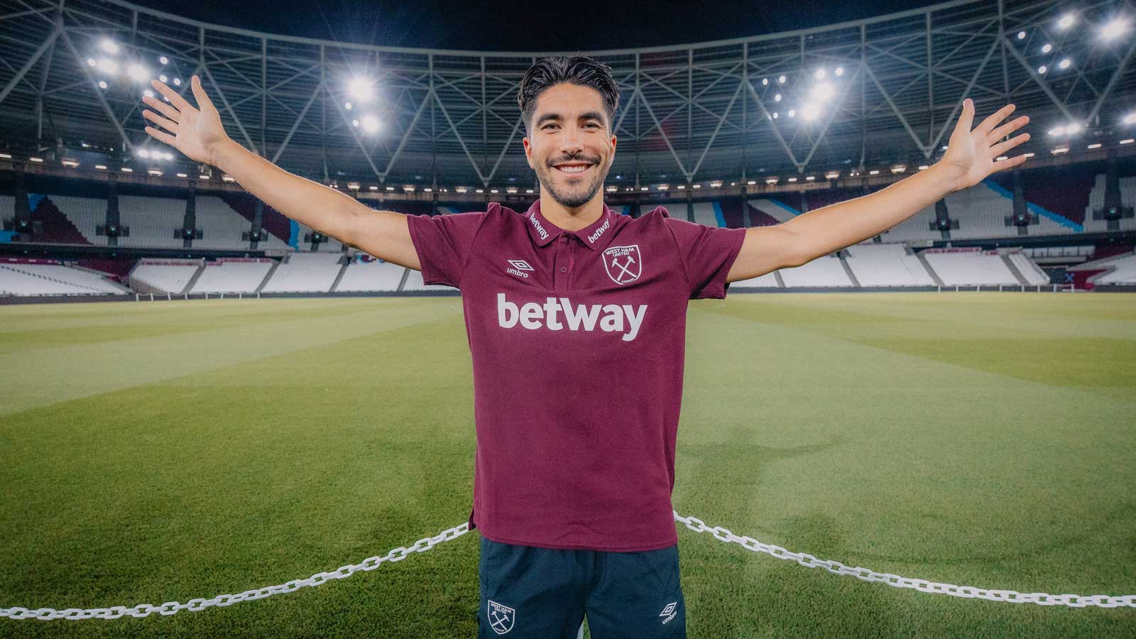 Carlos Soler at London Stadium