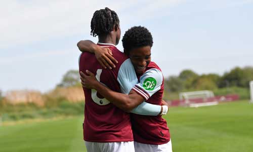 West Ham U18s in action