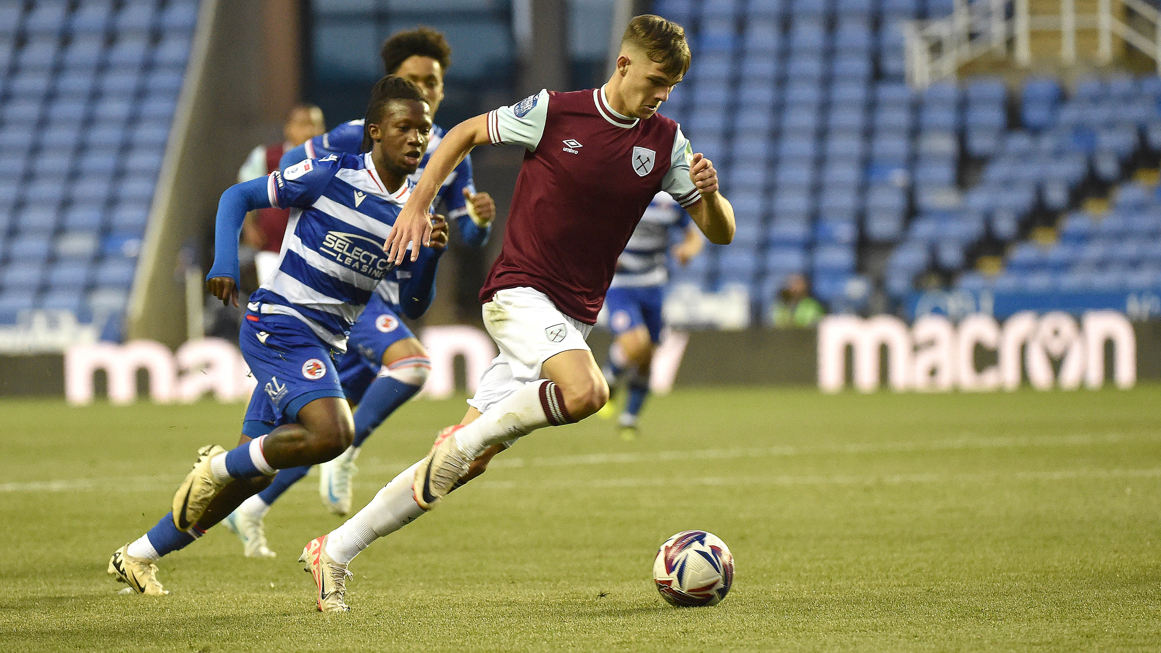 Reading v West Ham United U21s