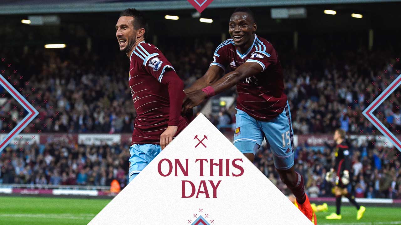 Diafra Sakho celebrates with Morgan Amalfitano