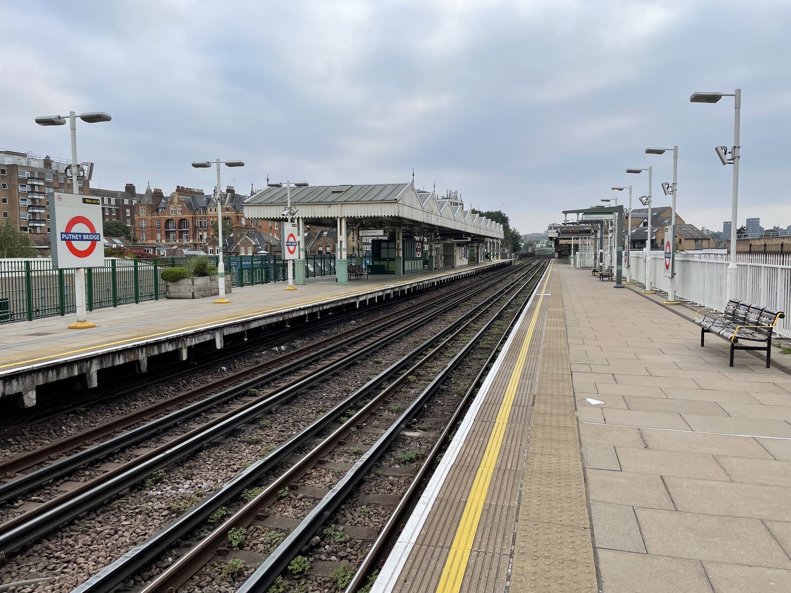 Putney Bridge station