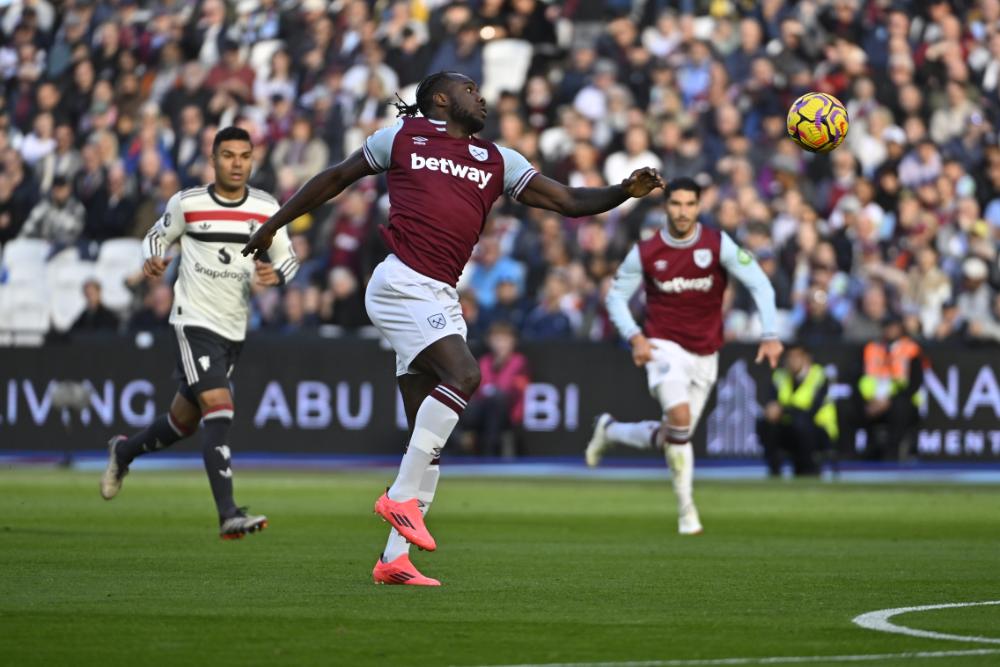 Michail Antonio in action against Manchester United