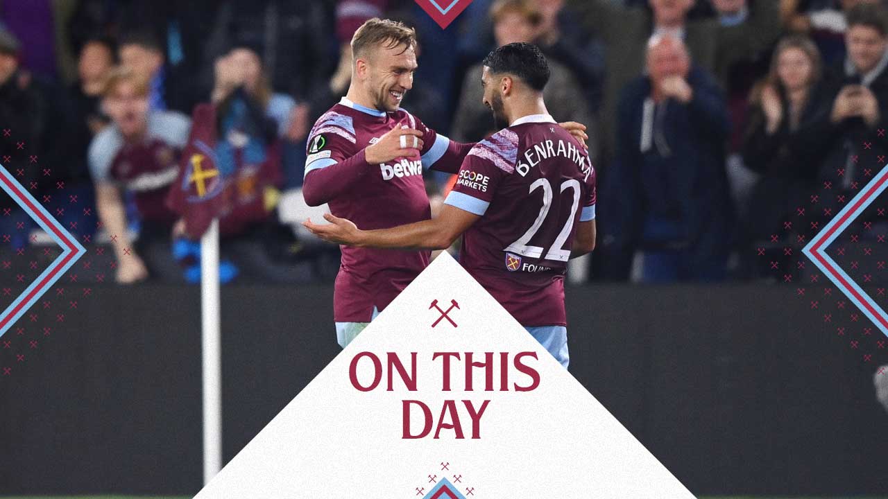 Jarrod Bowen celebrates with Saïd Benrahma in West Ham's victory over Anderlecht