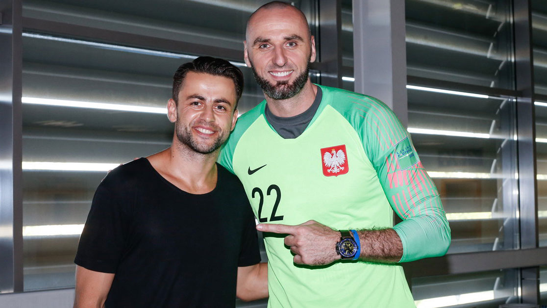 Lukasz Fabianski and former NBA player Marcin Gortat