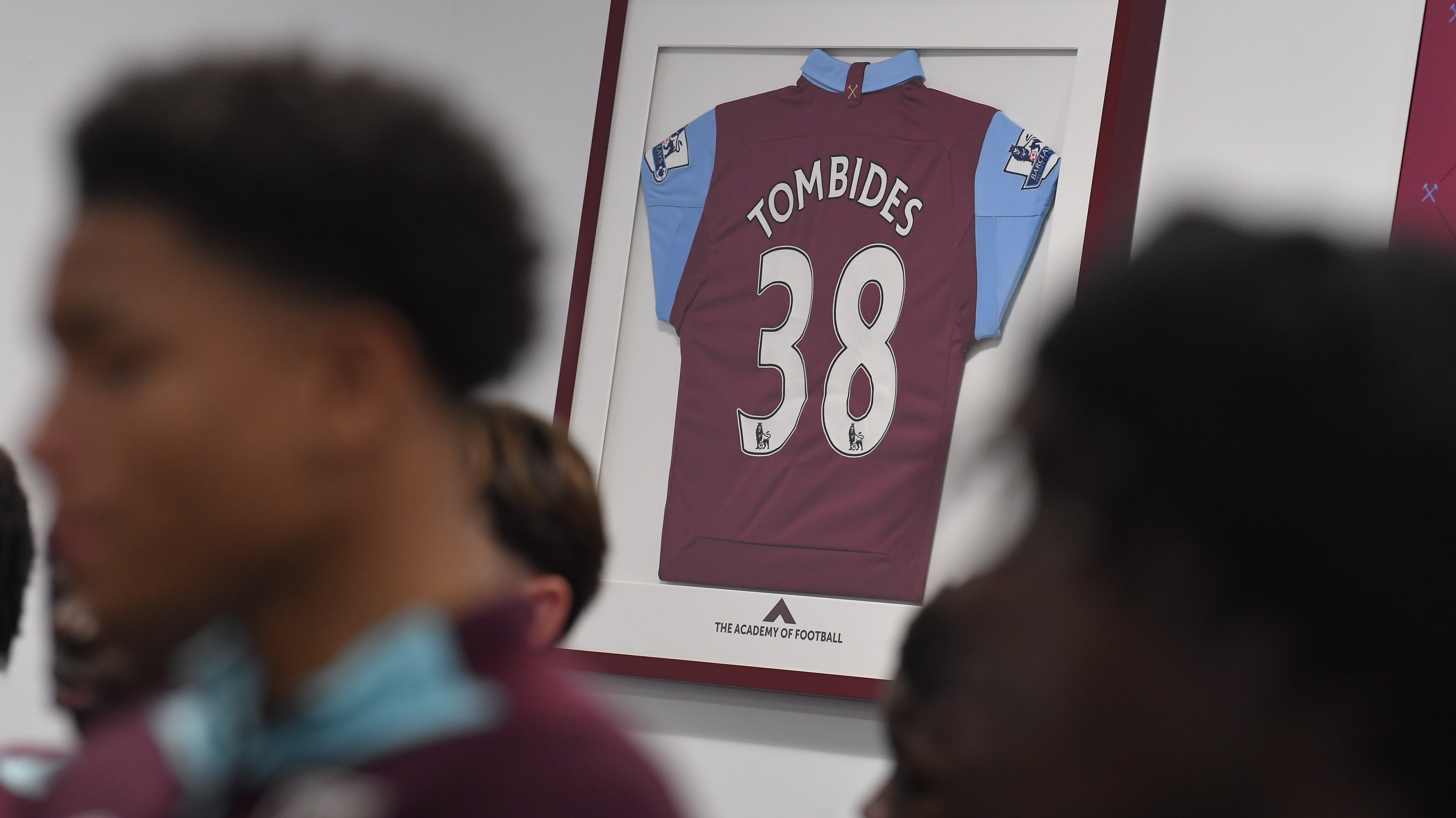 Dylan Tombides