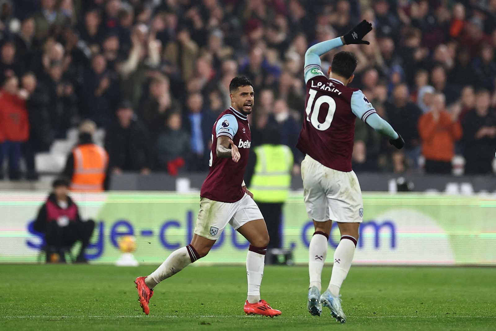 Emerson celebrates his goal against Arsenal