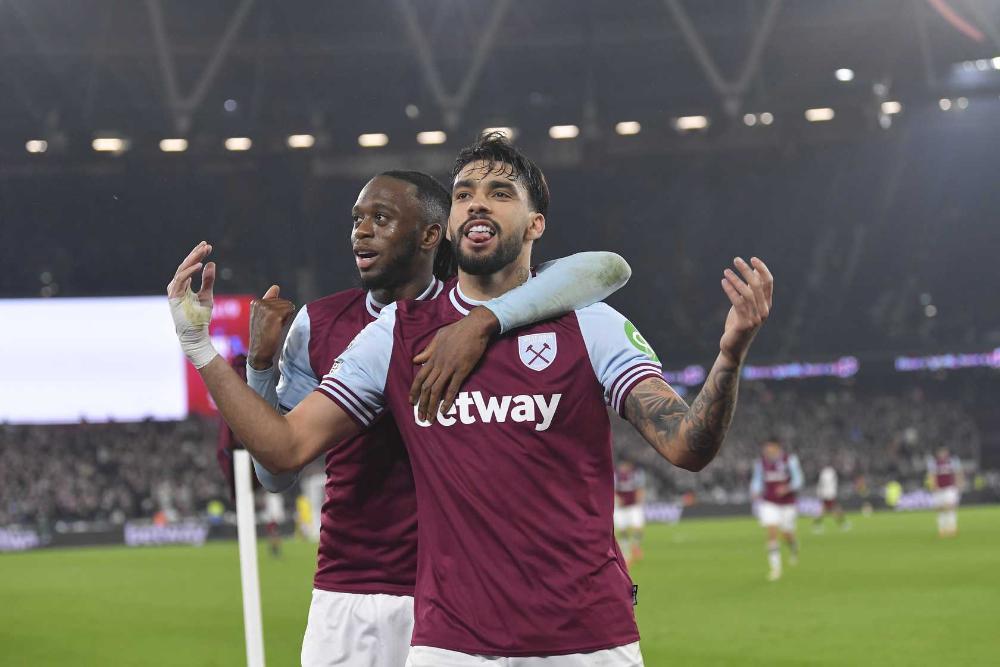 Lucas Paquetá celebrates his goal against Fulham