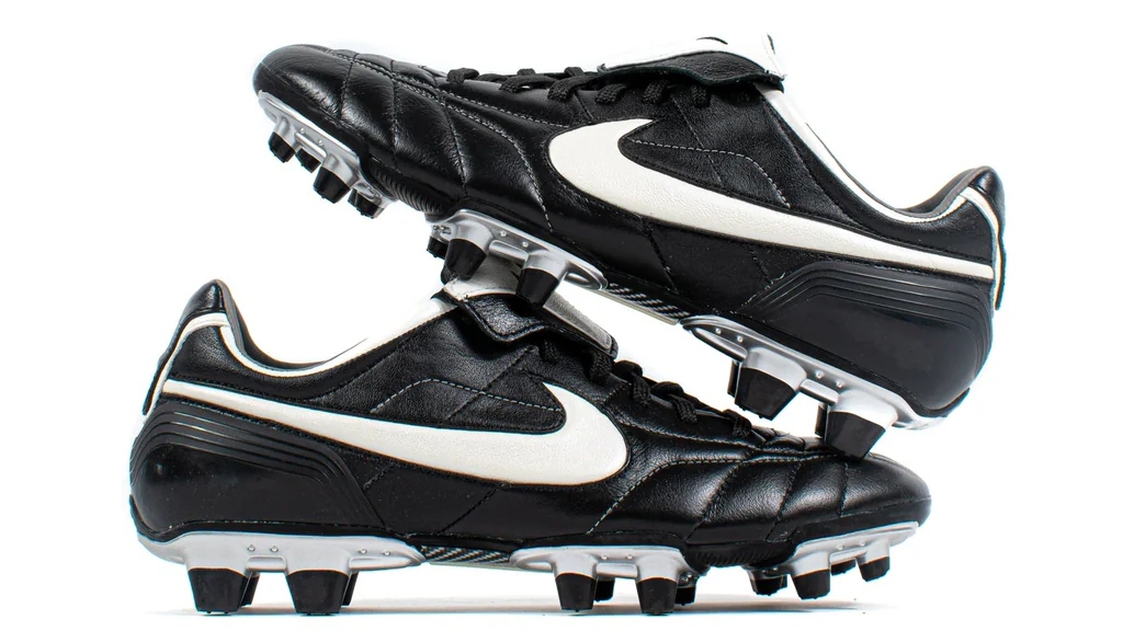 Nike Tiempos 