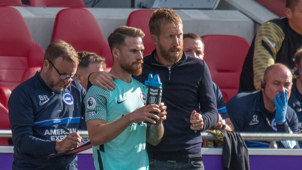 Graham Potter with Alexis Mac Allister