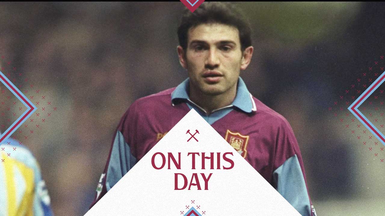 Stan Lazaridis in action for West Ham United in 1998