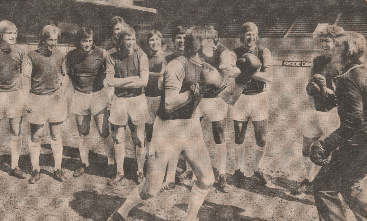 John sparring with Keith Robson at the Boleyn Ground!