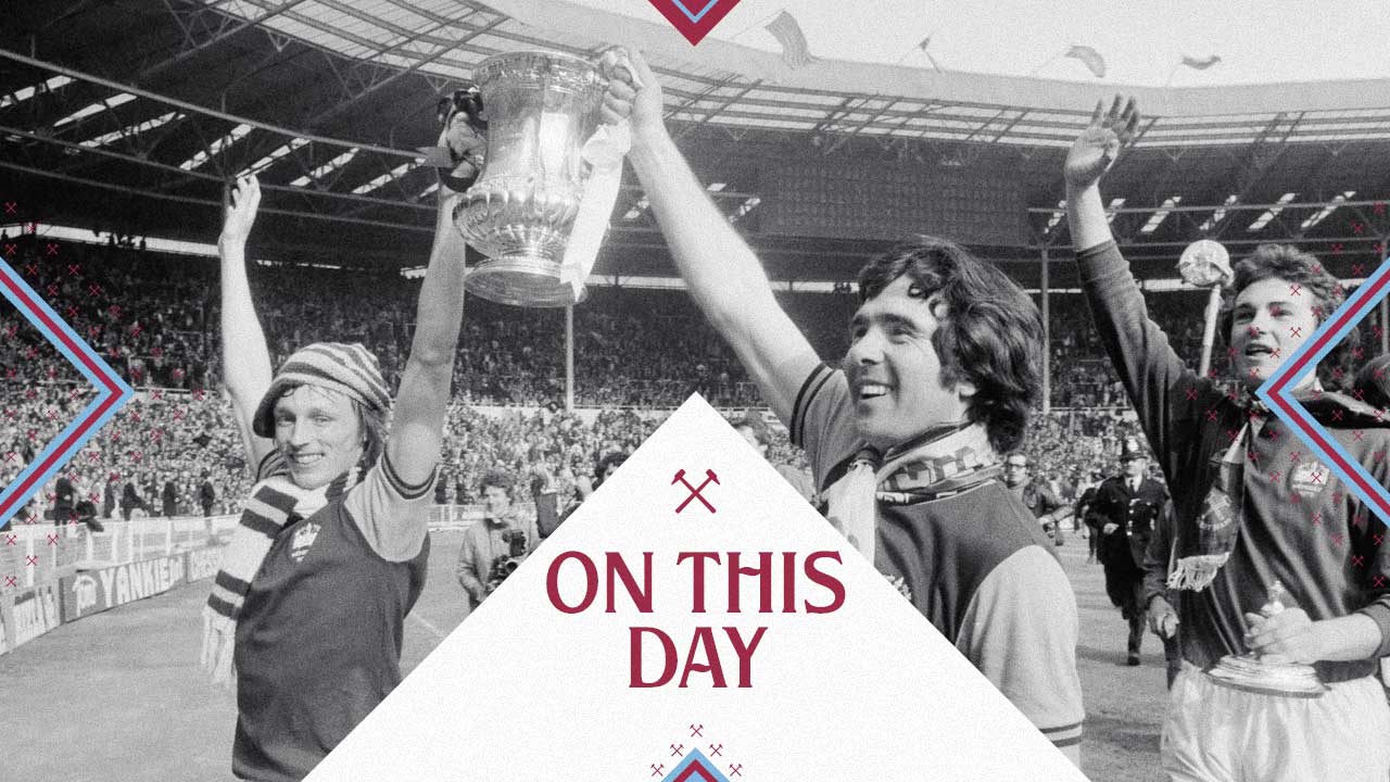 Alan Taylor lifts the 1975 FA Cup