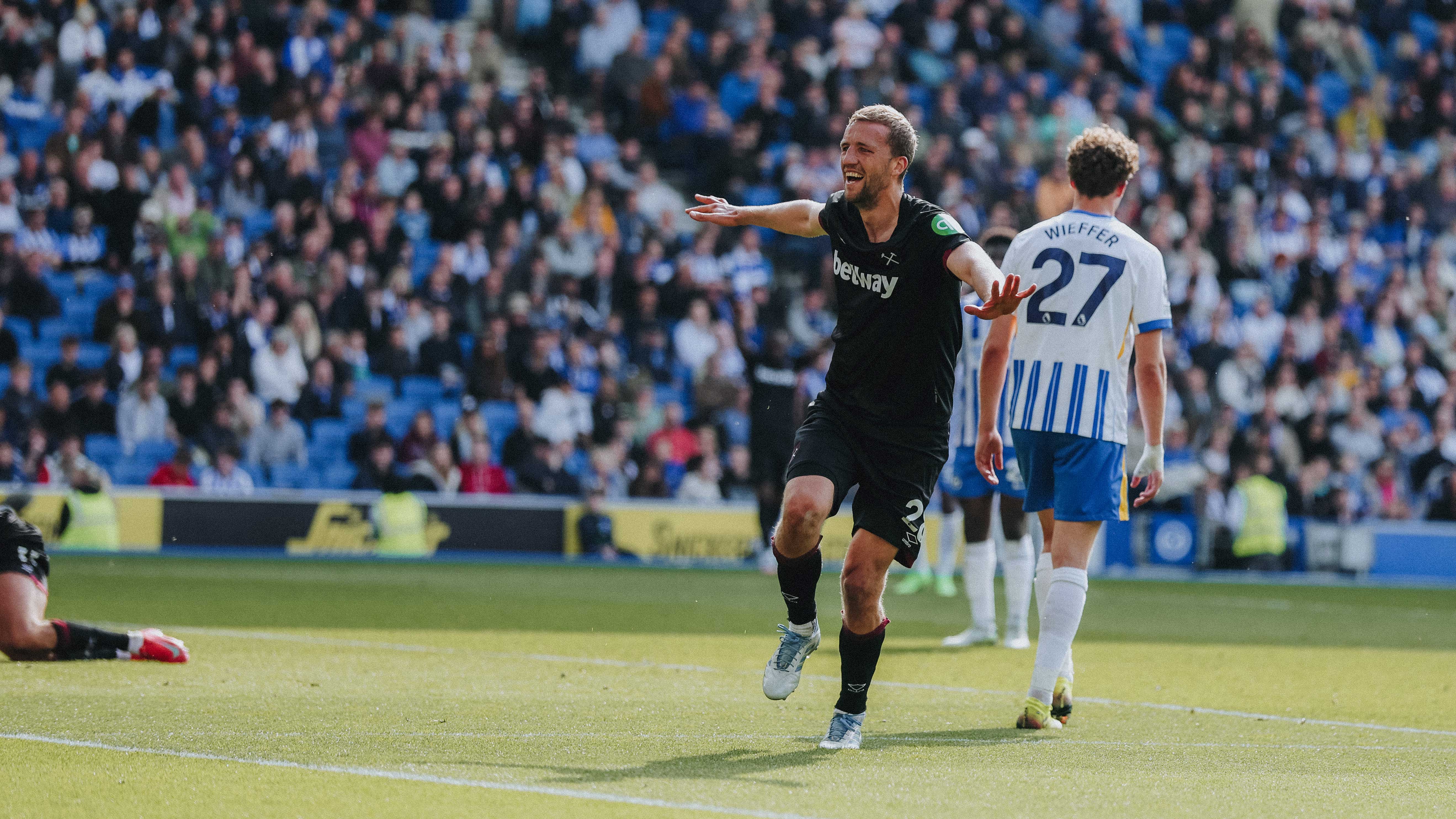Tomáš Souček celebrates at Brighton & Hove Albion
