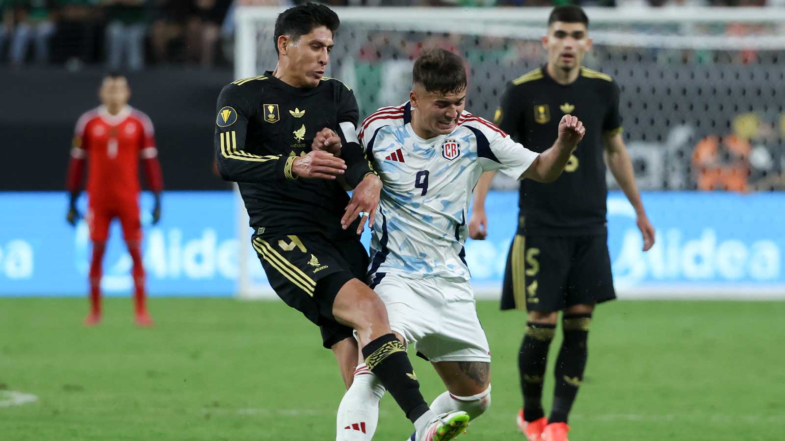 Edson Álvarez in action against Costa Rica