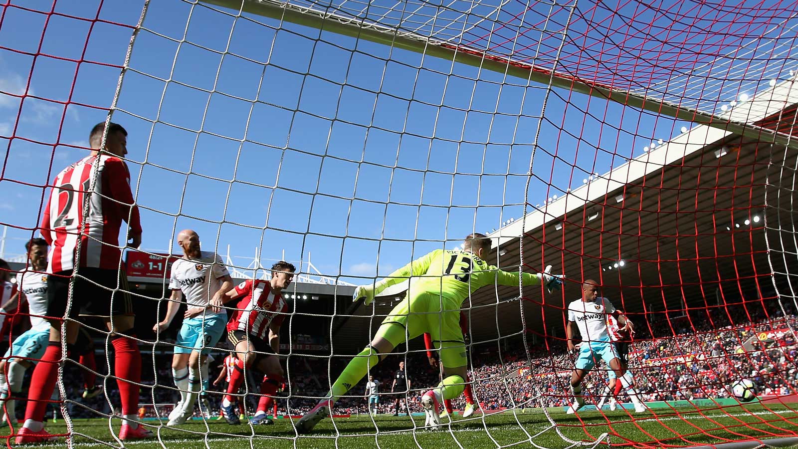 James Collins scores at Sunderland in 2017