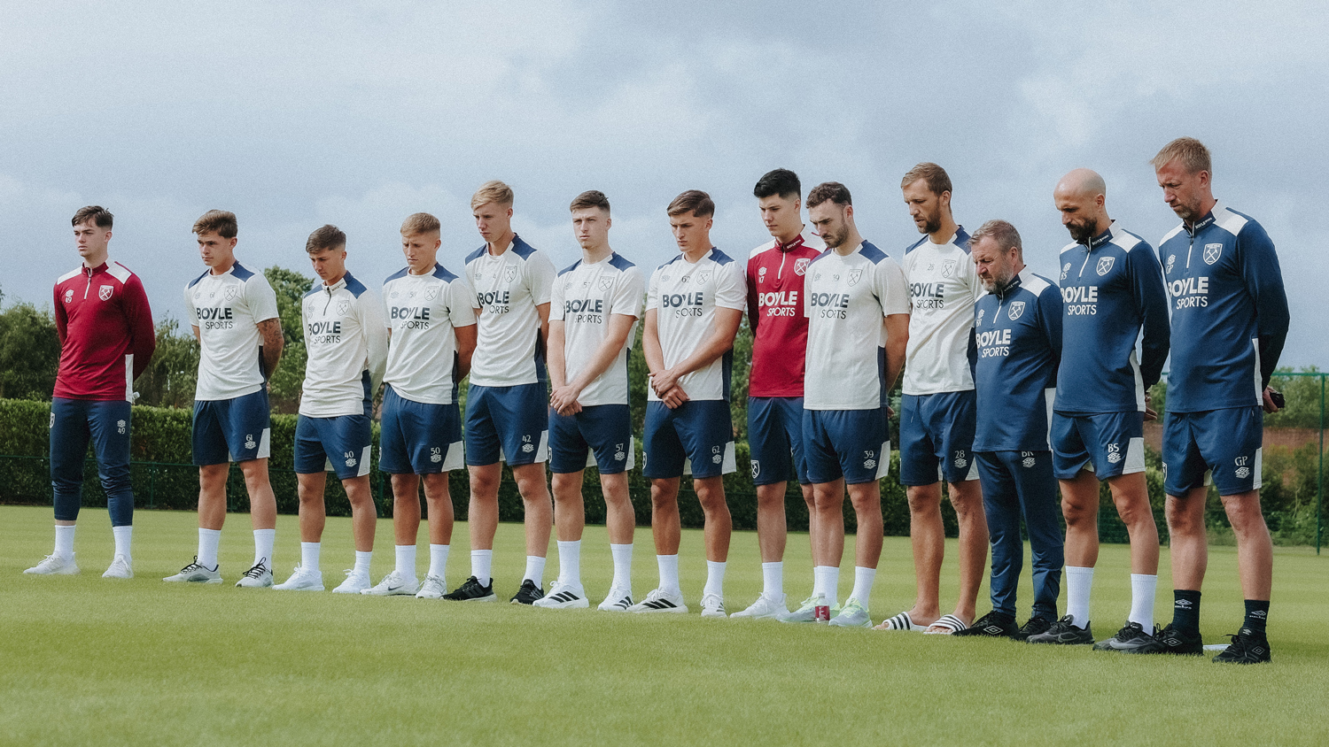 Men's team pay tribute to Diogo Jota