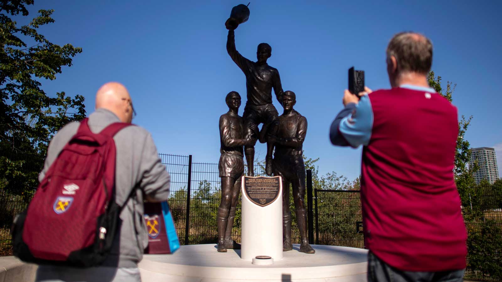 Statue at Champions Place