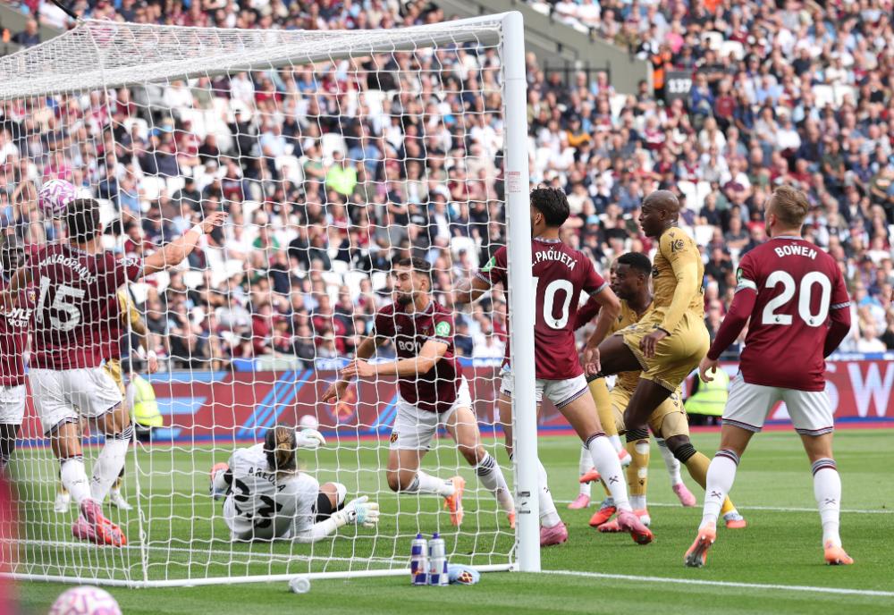 Jarrod Bowen scores against Crystal Palace