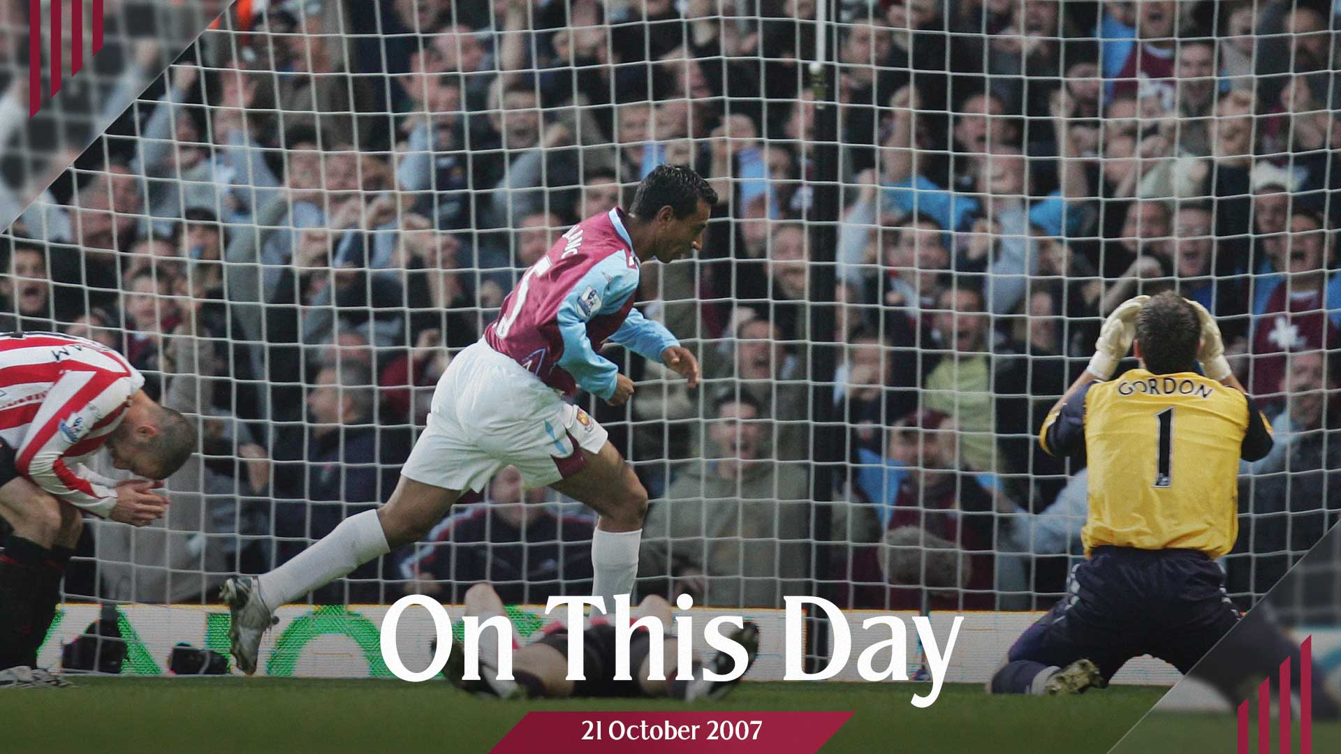 Nolberto Solano celebrates scoring against Sunderland in 2007