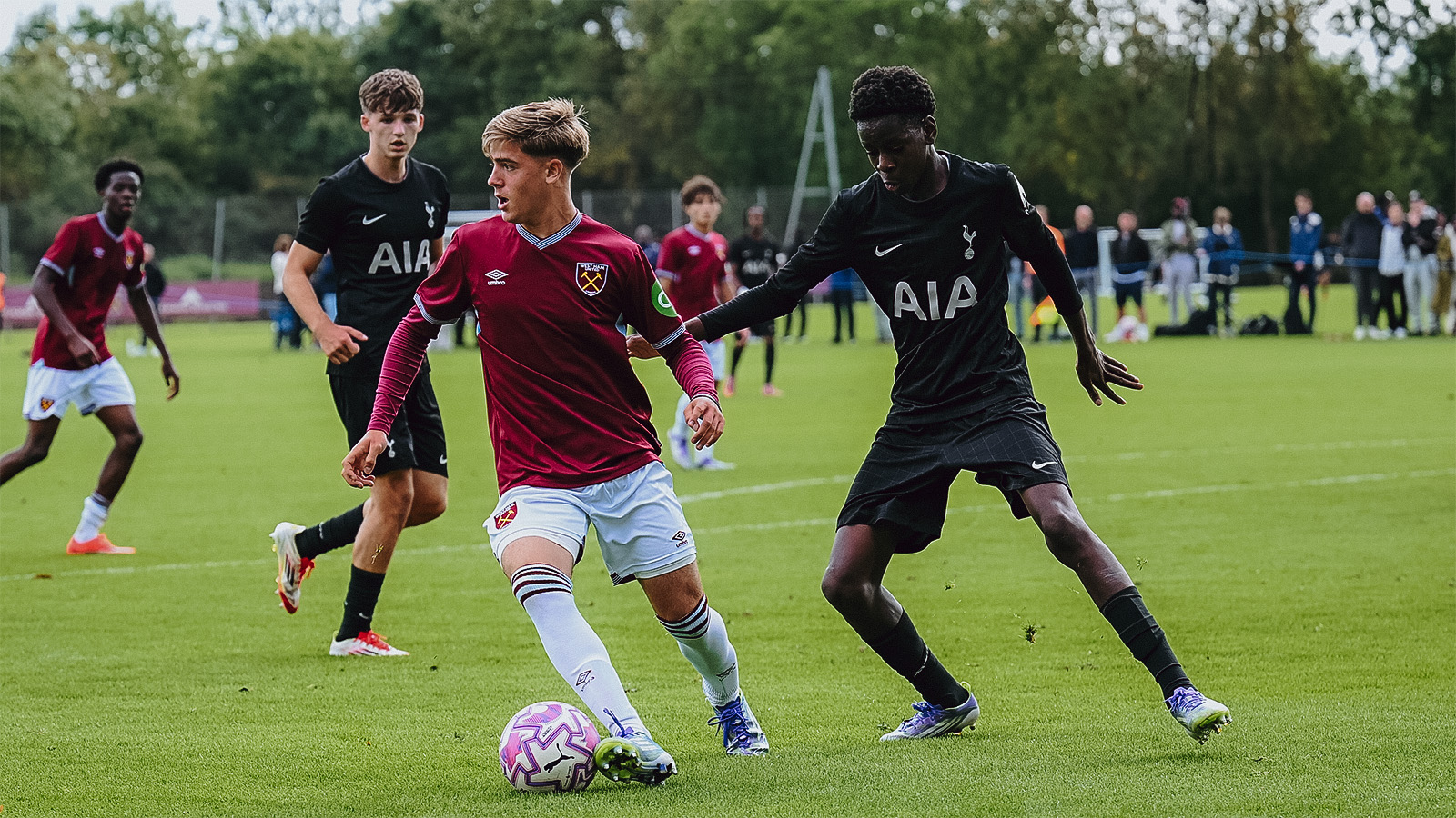 U17s beat Spurs to progress to Premier League Cup quarter-finals