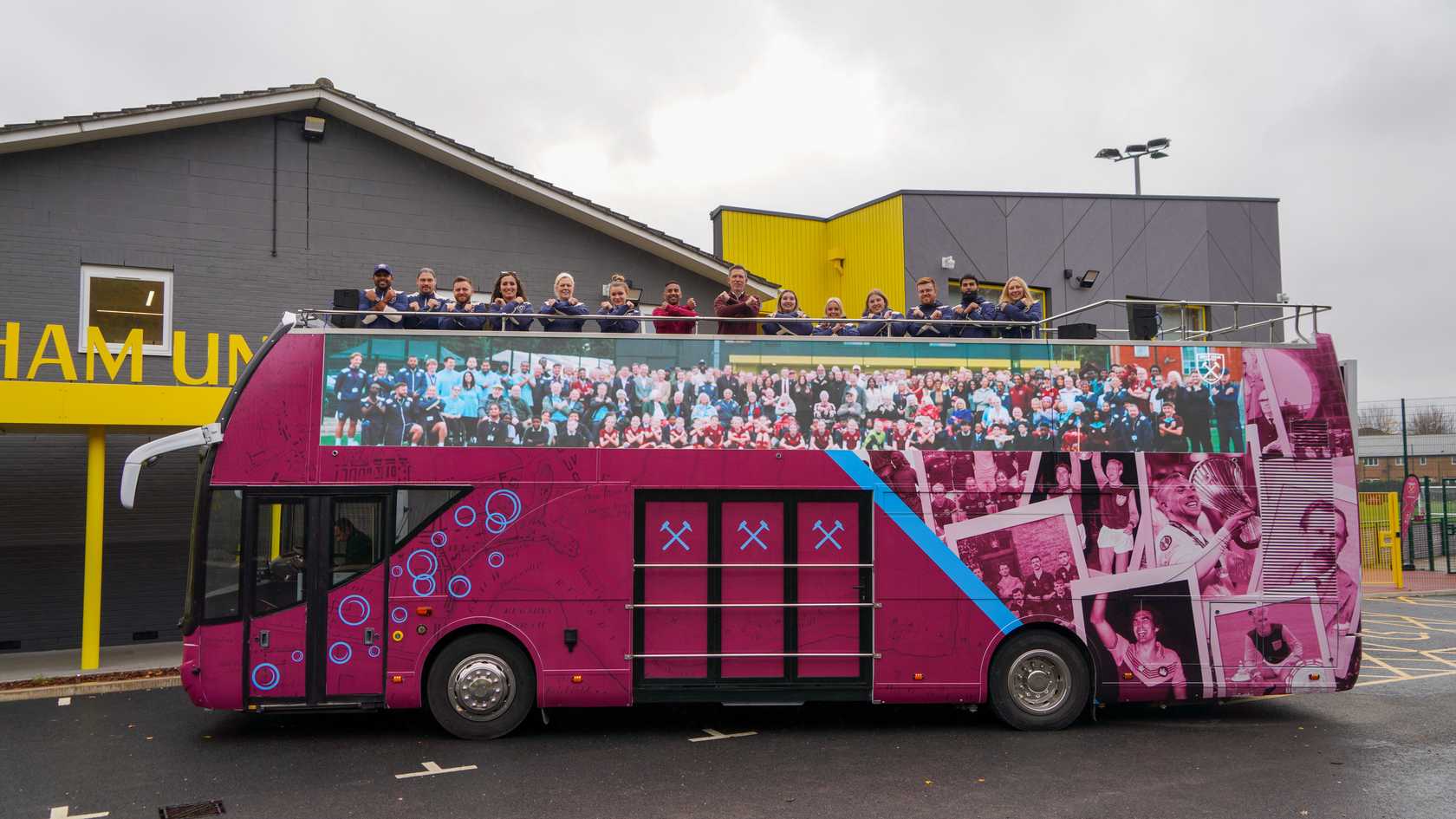 Lady Mayor's Show bus