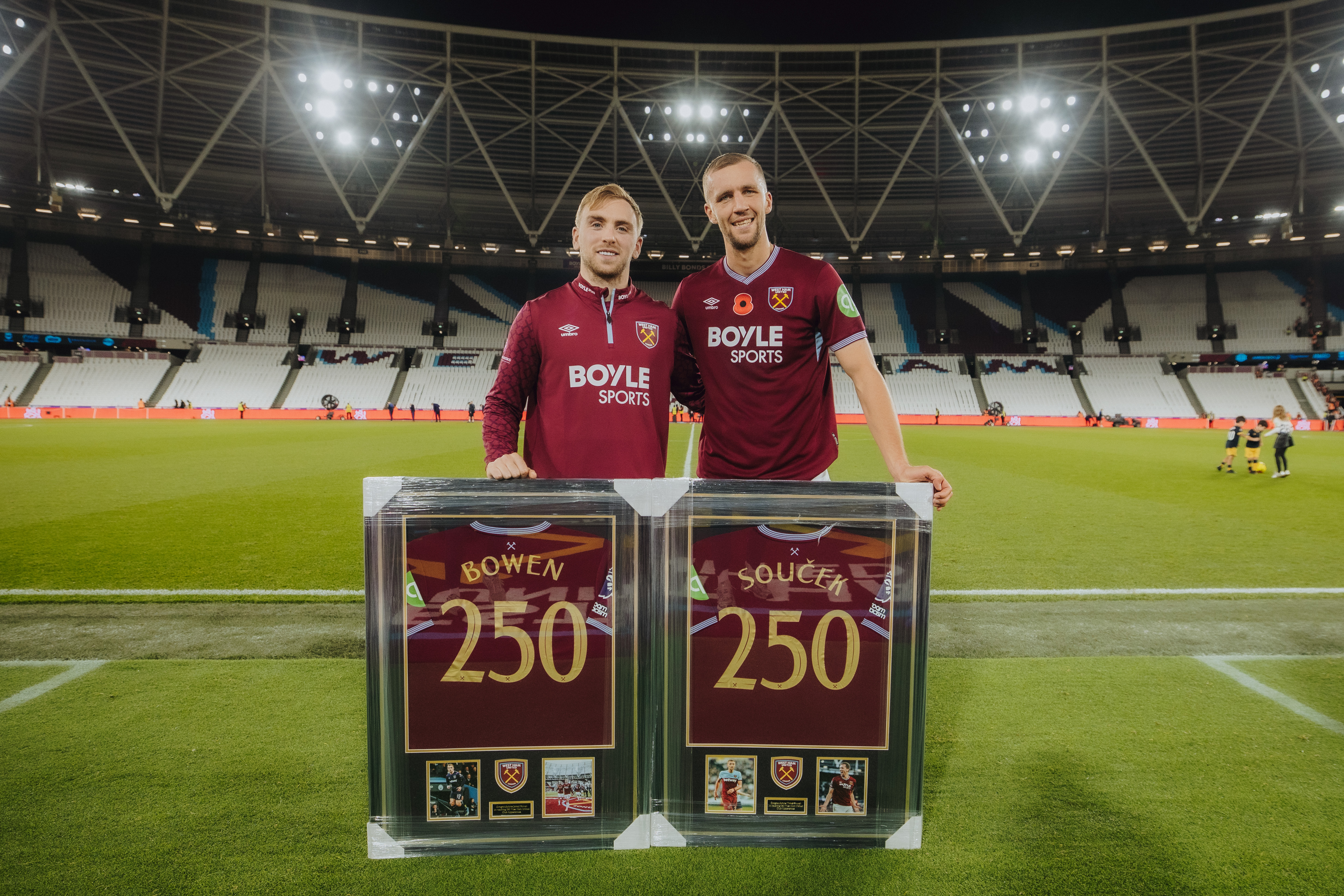 Jarrod Bowen and Tomas Soucek