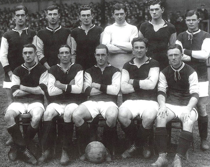 1919 team photo